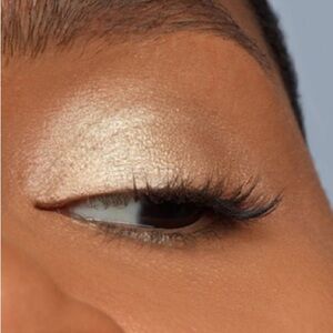 ☃️ NUDESTIX “Gilt” Magnetic Luminous Eye Color